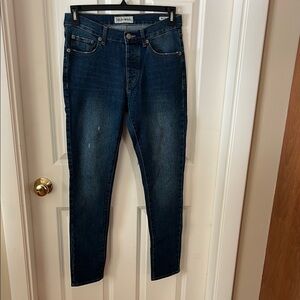 Gold-Wiel, woman’s, blue, jeans. Size “Waist 30”x Inseam 30”.